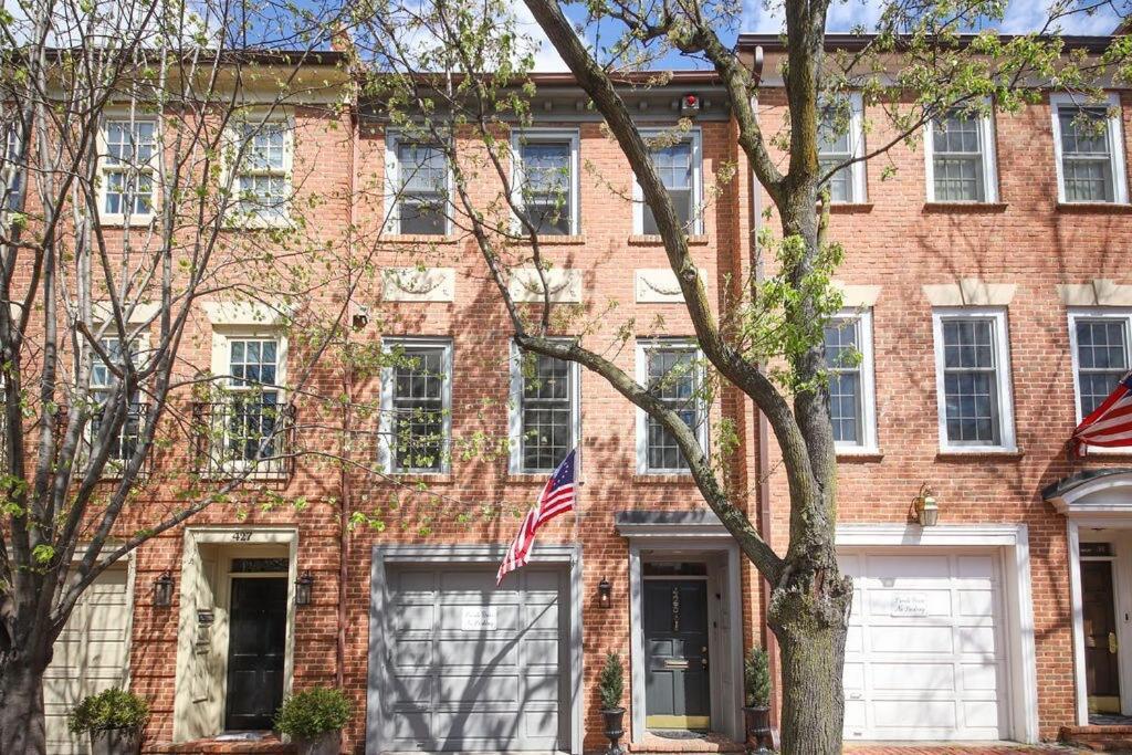 The Lafayette Villa Alexandria Exterior photo