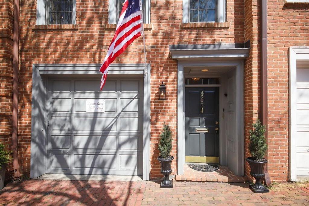 The Lafayette Villa Alexandria Exterior photo